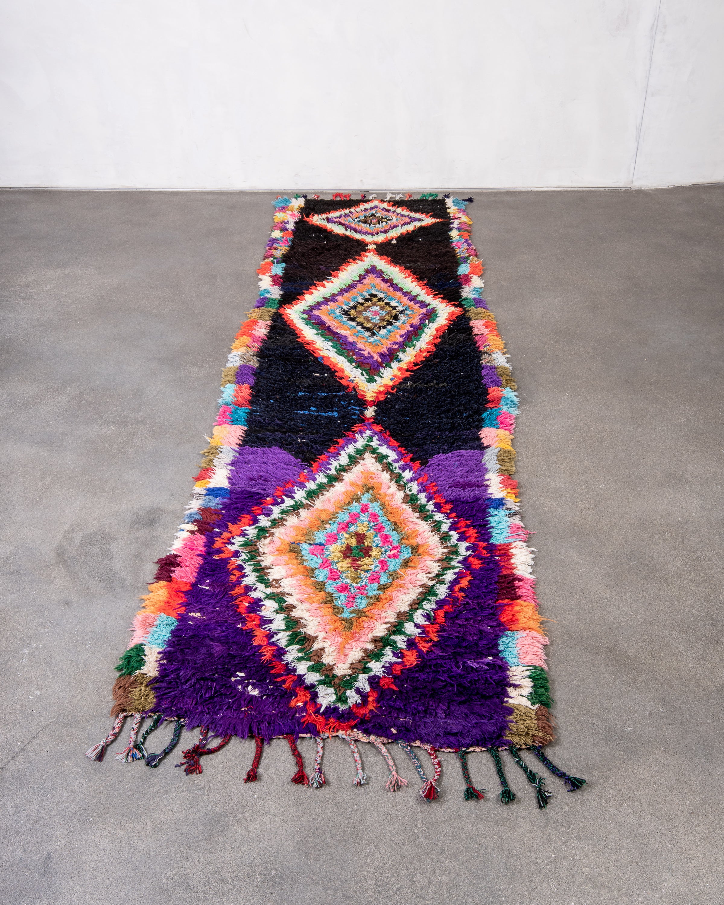 Modern designer handcrafted Berber rug from morocco Beniourain with beautiful colors and patterns